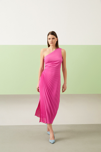 Jus De Pommes FUŞYA TEK OMUZ PİLİSELİ MİDİ BOY ELBİSE