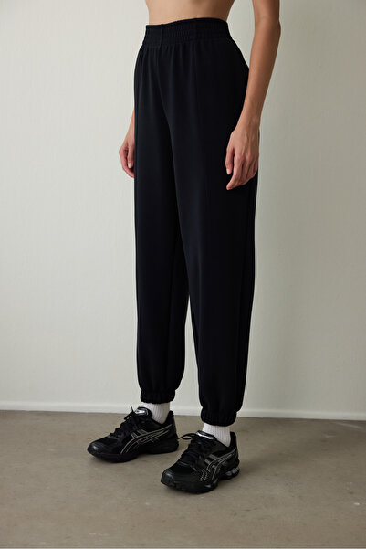 Penti Schwarzer Modal-Jogger mit hoher Taille und Nahtdetails