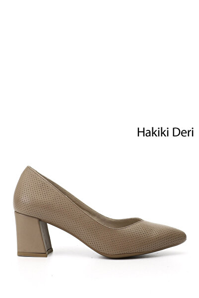 GÖNDERİ(R) Дамски обувки от естествена кожа с остри върхове и средни токове