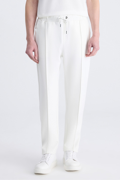 D'S Damat Ds Damat Φόρμα Εκρού ίσιας γραμμής από ρεγιόν, κανονικής εφαρμογής