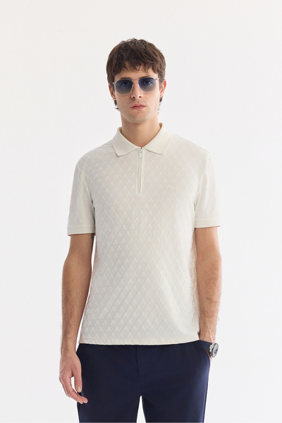 Avva Men's Ecru Non-Curling Zippered Polo Collar Regular Fit T-Shirt A61Y1090