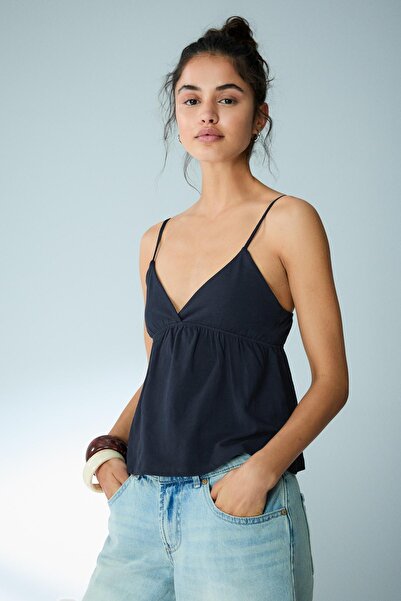 Bershka Fırfırlı askılı top