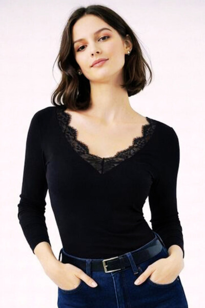 LOVES AGAZA Bluză din viscoză cu decolteu în V și dantelă