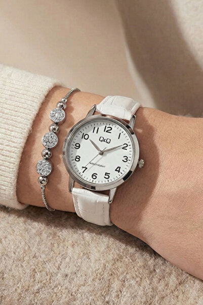 Q&Q Beyaz Deri Kayışlı Kadın Kol Saati + Zirkon Taşlı Bileklik