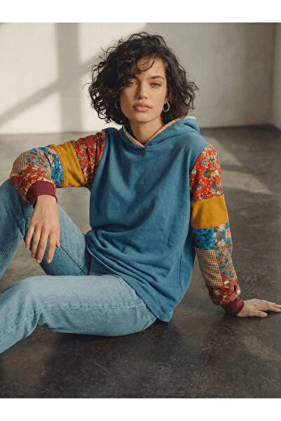 poupee Дамска блуза, дамска суитшърт, дамска суитшърт с пачуърк детайли по ръ...