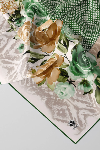 VİOLLA Twill Çiçek Desenli Zümrüt Yeşili Renkli 90x90 Eşarp (İpek İçermez) Ke...