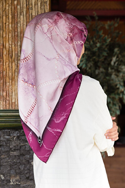 VİOLLA Twill Mermer ve Zincir Desenli Mürdüm Renkli 90x90 Eşarp (İpek İçermez...