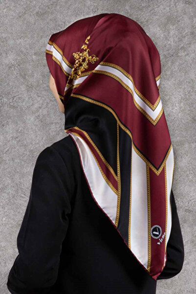 VİOLLA Twill Barok Desenli Bordo - Siyah Renkli 90x90 Eşarp (İpek İçermez) Di...