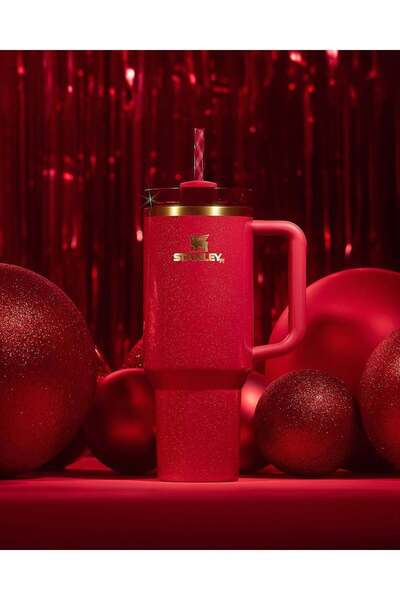 Stanley The Quencher® | 1,18 Litre Pipetli Termos Bardak - Scarlet Tinsel