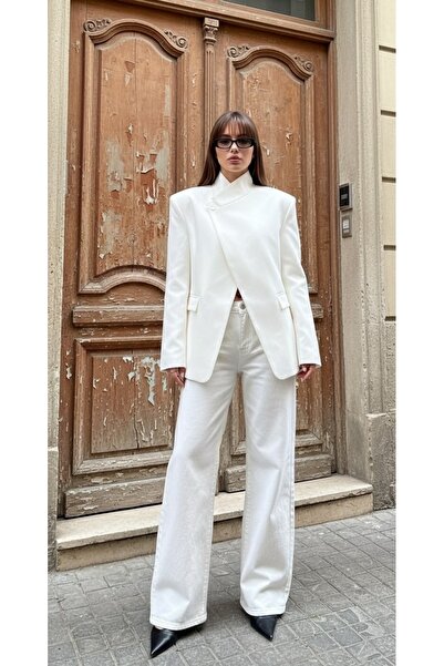 Zey Studio Kadın Ekru Yandan Düğme Detaylı Blazer Ceket