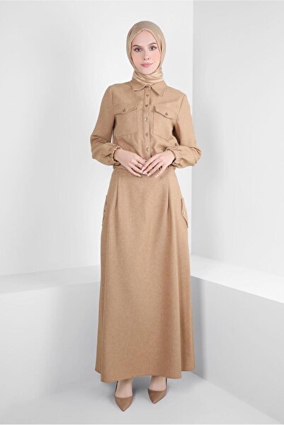 Alvina بدلة تنورة بأزرار 44227