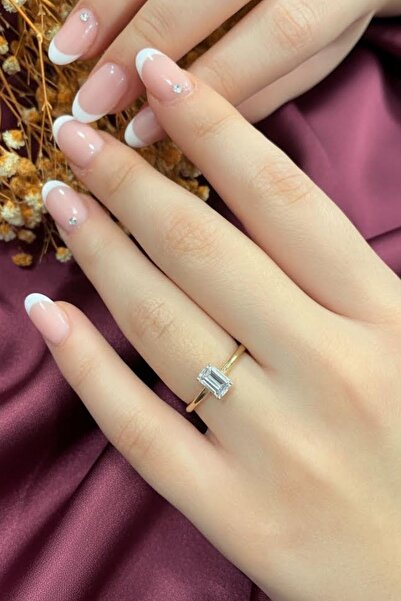 Hepimitu Altın Baget Tektaş Yüzük