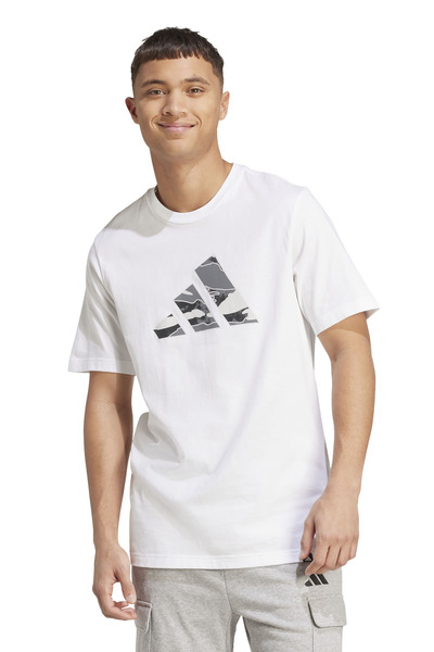 adidas تيشيرت رجالي أبيض بأكمام قصيرة وشعار مموه بمقاس M
