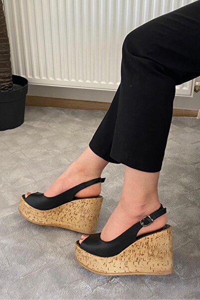 Preshley Ženske cipele Mantara crne kože, 10 cm klinasta peta, pluteni potpla...