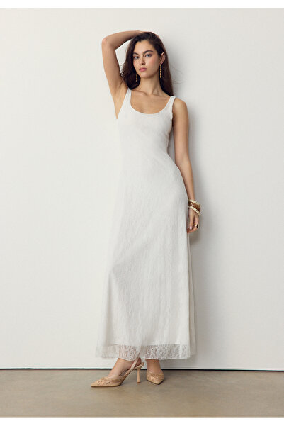Stradivarius Lace-trimmed flared midi dress