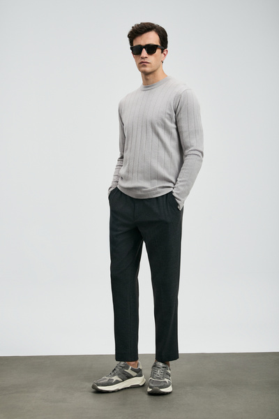 Lufian بنطلون تشينو رجالي من ماكسيما سمارت بقصة ضيقة، لون أنثراسيت