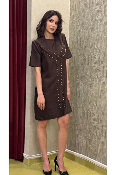 Leila Gold Zımba İşlemeli Süet Elbise