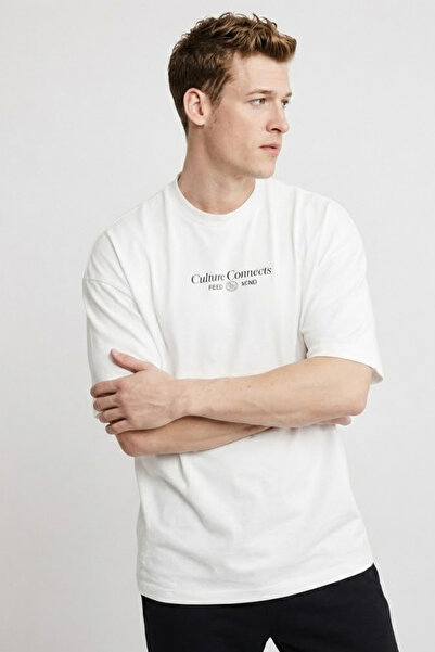 COMBİNE MİCHAİL Men's Text Printed Oversize Ecru T-Shirt