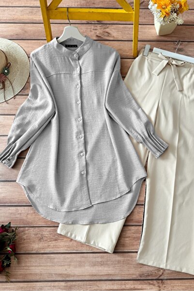 HİJABAYA Oval Cut Shirt with Draped Sleeve Cuff