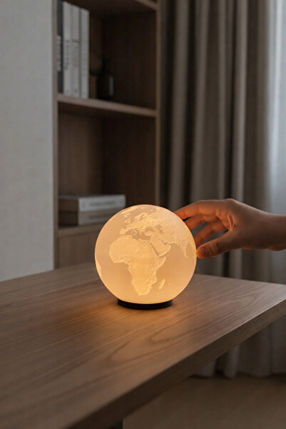 Puzimo Dünya Küre LED Pilli Işıklı Dekoratif Masa Lambası – Kabartmalı Harita...