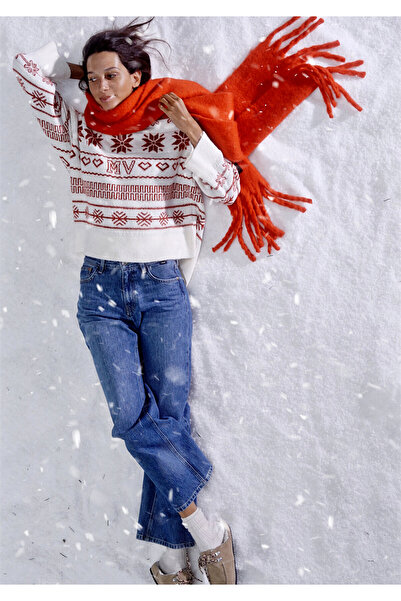 Mavi New Year's Themed Ecru Sweater Oversized / Wide Cut 1710804-70057