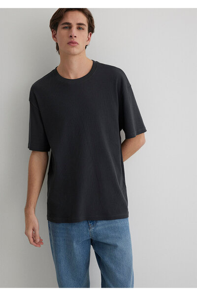 Mavi Anthrazitfarbenes Basic-T-Shirt mit lockerer Passform / lockerer, bequem...