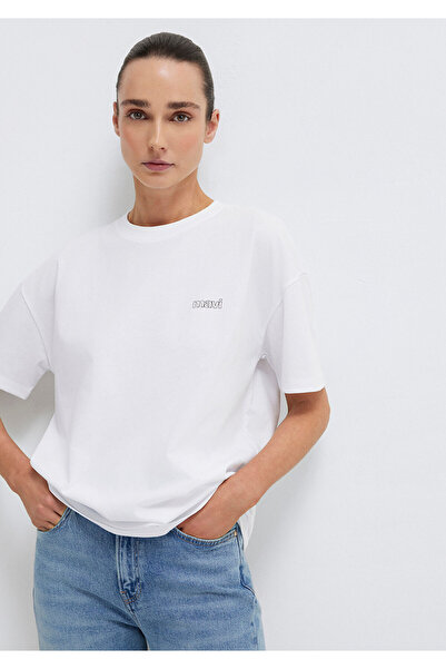 Mavi Logo Baskılı Beyaz Tişört Loose Fit / Bol Rahat Kesim 1611309-620