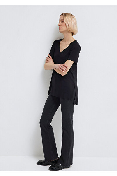 Mavi Black Viscous V-Neck T-Shirt - Loose Fit166775-900