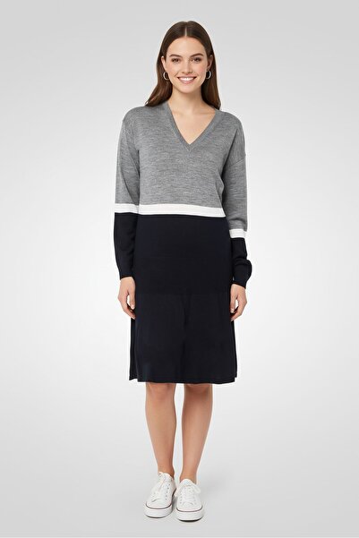 Lacoste فستان نسائي قصير منقوش، متعدد الألوان