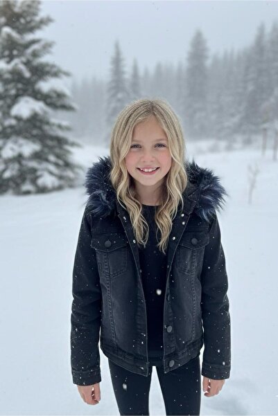 Hilal Akıncı Kids Kürk Detaylı Kot Ceket