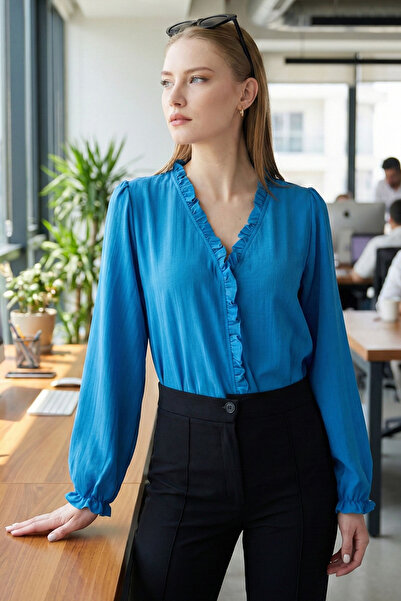 armonika Γυναικεία μπλούζα με μπλε γιακά και λεπτομέρεια βολάν μπροστά με ελα...