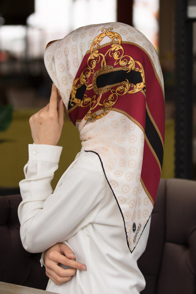 Vissona 100% keper Svila sa monogramom i baroknim uzorkom D Sa deznom bordo -...