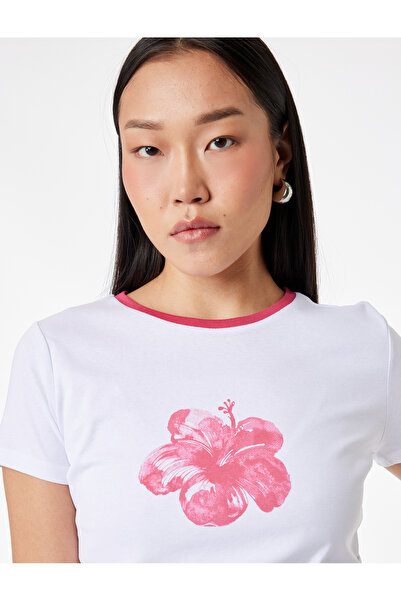 Koton Cotton Slim Fit Short Sleeve Crew Neck Hibiscus Flower Printed T-Shirt