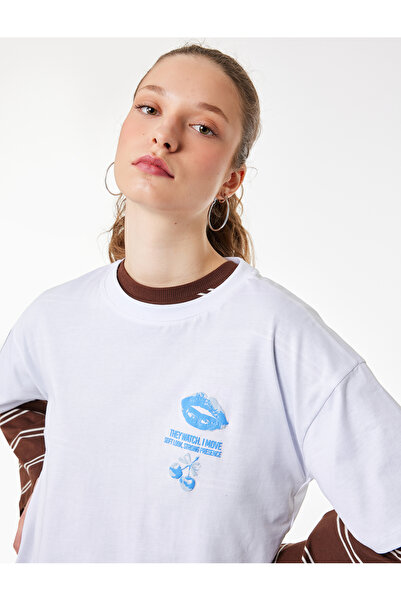 Koton Άνετο μπλουζάκι με κοντό μανίκι και λαιμόκοψη ποδηλάτου, βαμβακερό με σ...