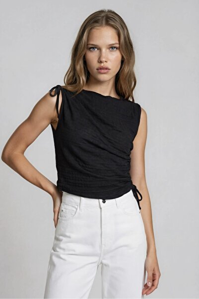 OLSAMODA ΓΥΝΑΙΚΕΙΑ ΥΦΑΣΜΑΤΙΝΗ ΜΠΛΟΥΖΑ ΜΕ ΛΕΠΤΟΜΕΡΕΙΕΣ ΚΟΥΡΕΜΑΤΩΝ, ΝΤΡΑΠΕΔΗ, Α...