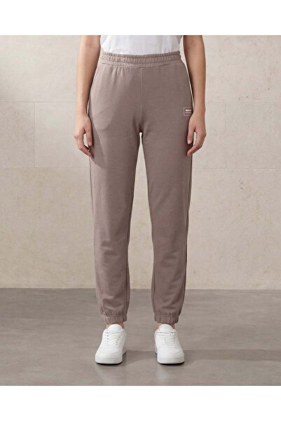 REDTAG بنطال رياضي نسائي بقصة مستقيمة من قطن تيري