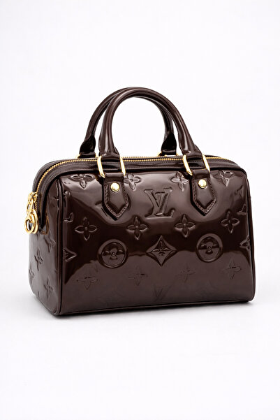 GENERAL'S A women's Clutch Bag with a luxurious, glossy design, suitable for ...