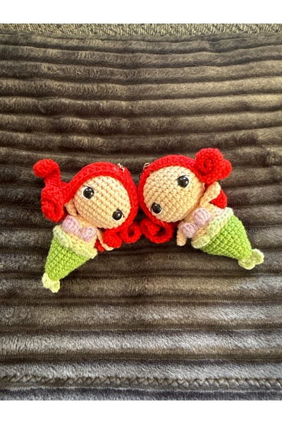 amigurumibaby سلسلة مفاتيح محبوكة على شكل حورية البحر أميجورومي