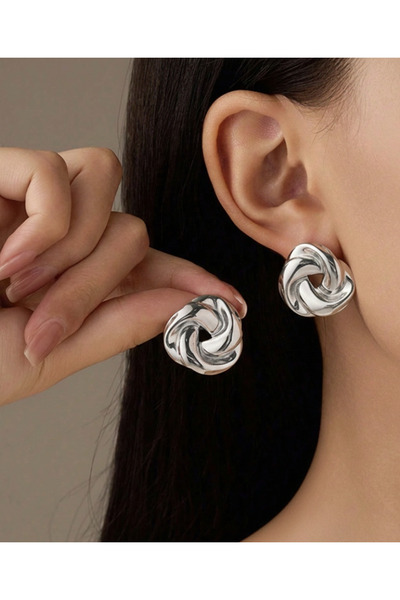 Ervalina In-Line Triangle Women's Earrings