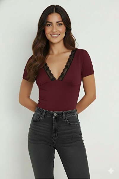 Sienza Women's Lace Detailed V-Neck Short Sleeve Blouse