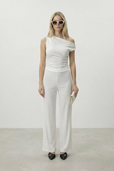 VAGGON One-Shoulder Straight-Cut Blouse and Trousers Set