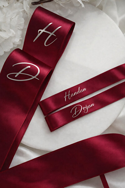 lafazan Nişan Düğün Gelin Damat İsimli Bordo Saten Gümüş Detaylı Takı Ve Yüzü...