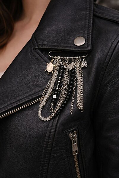 zamansız takı broş