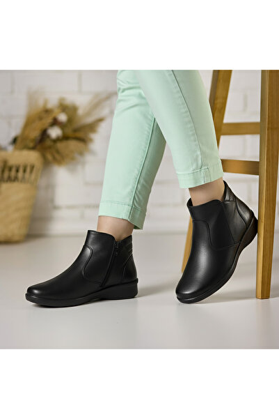 Tellus Women's Black Leather Ankle Boots Extra Wide, 02-04/1