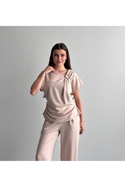 LİFERA Off-Shoulder Buckle Detailed Blouse