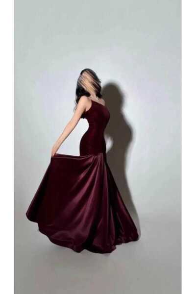 lavera fashlon Lavera ~ This season's trending Velvet dress in burgundy with ...