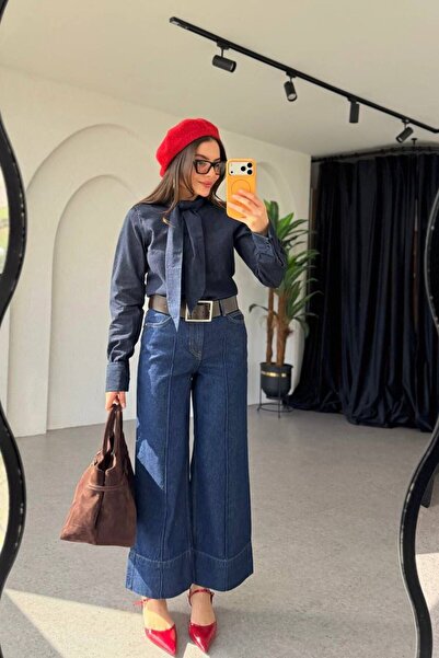 ALVOR High Waist Wide Leg Ankle Length Jeans with Grass Detail on the Front