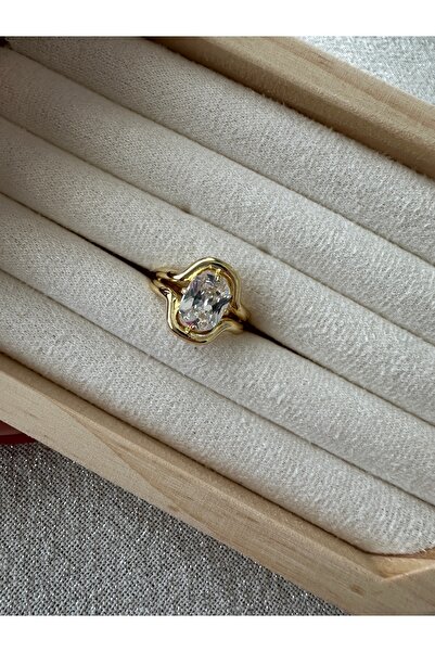 ringbox - سلسلة خاصة - خاتم بيضاوي ذهبي