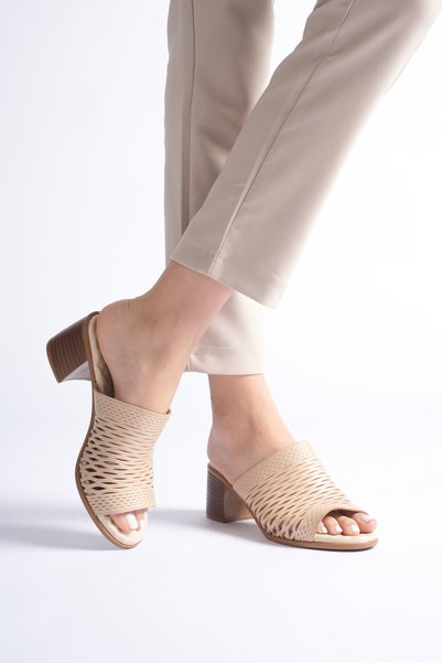 aka prestij ayakkabı comfort Genuine De Leather Rtopedi̇k Poly Sole Laser Cut Thick Heel Women's Slippers Prs9032