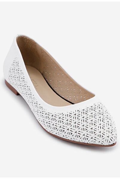Dasha Balerini dama albi din piele naturala perforata